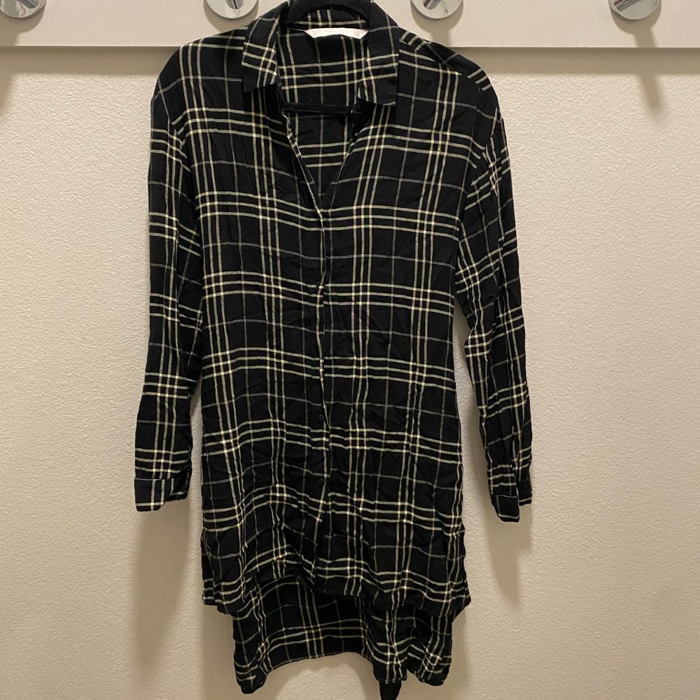 Zara buttoned down top